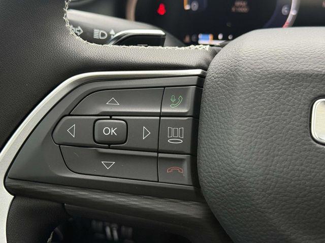 new 2025 Jeep Grand Cherokee car, priced at $41,722