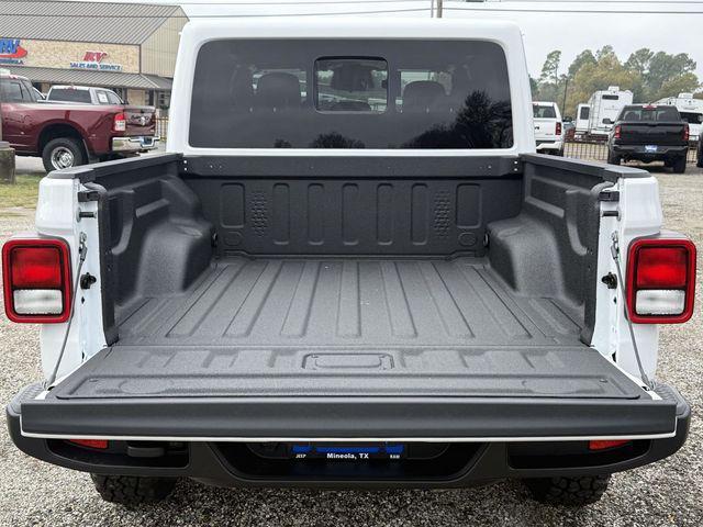 new 2026 Jeep Gladiator car, priced at $47,872