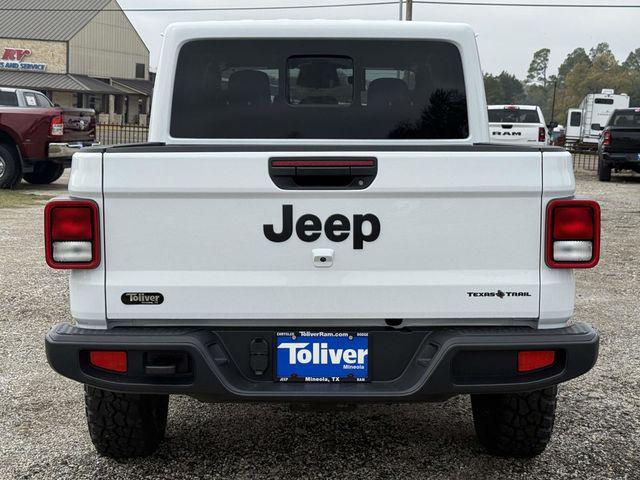 new 2026 Jeep Gladiator car, priced at $47,872