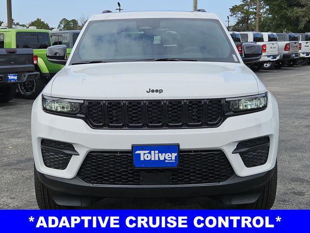new 2025 Jeep Grand Cherokee car, priced at $37,000