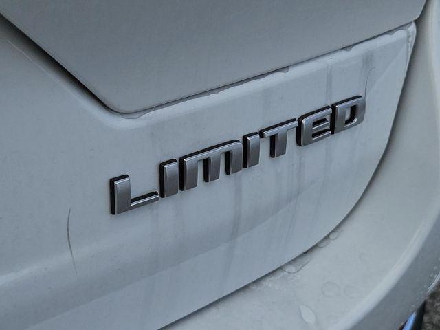 new 2025 Jeep Grand Cherokee car, priced at $43,385