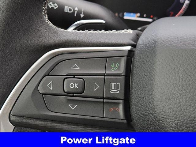 new 2025 Jeep Grand Cherokee car, priced at $37,750