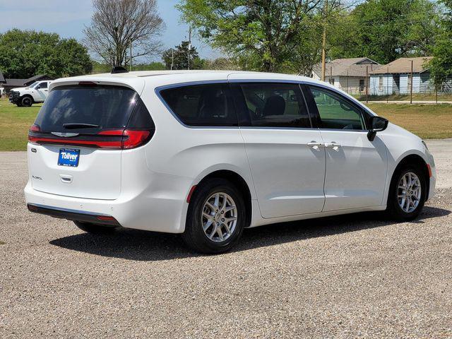 used 2024 Chrysler Pacifica car, priced at $24,500