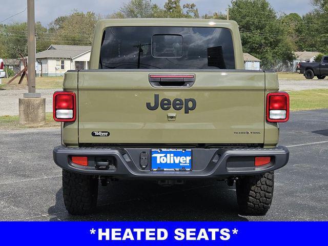 new 2025 Jeep Gladiator car, priced at $44,124