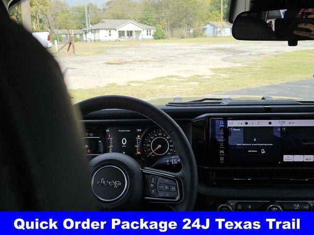 new 2025 Jeep Gladiator car, priced at $44,124