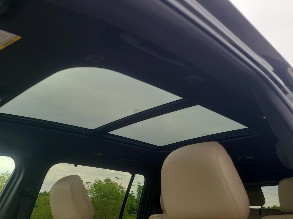used 2024 Jeep Grand Cherokee L car, priced at $39,999