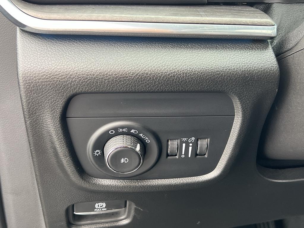 used 2024 Jeep Grand Cherokee L car, priced at $46,999