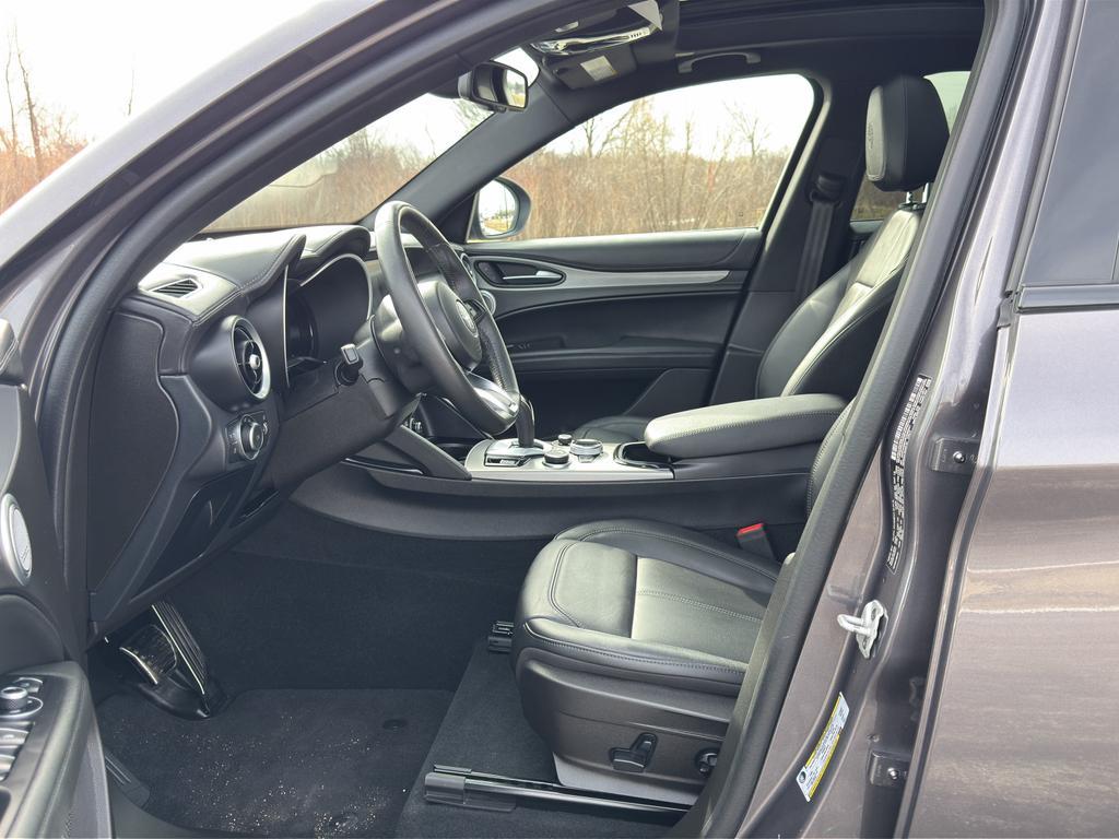 used 2024 Alfa Romeo Stelvio car, priced at $27,999