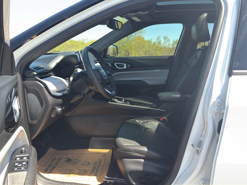used 2023 Jeep Compass car, priced at $26,798