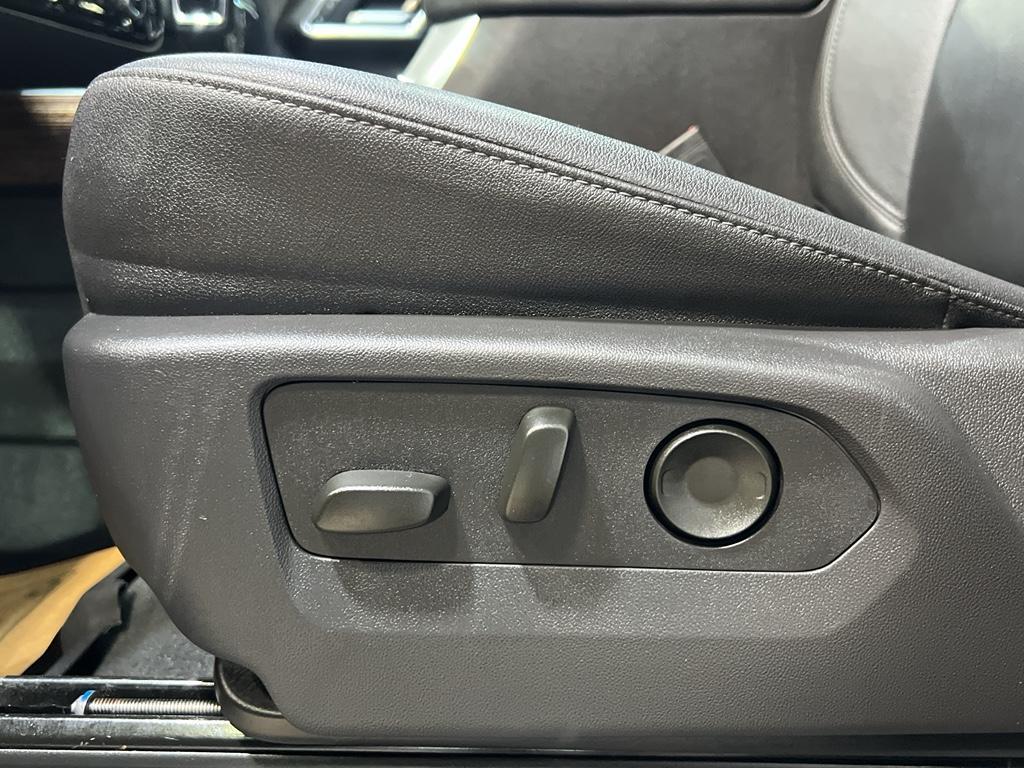 used 2025 GMC Sierra 1500 car, priced at $51,995