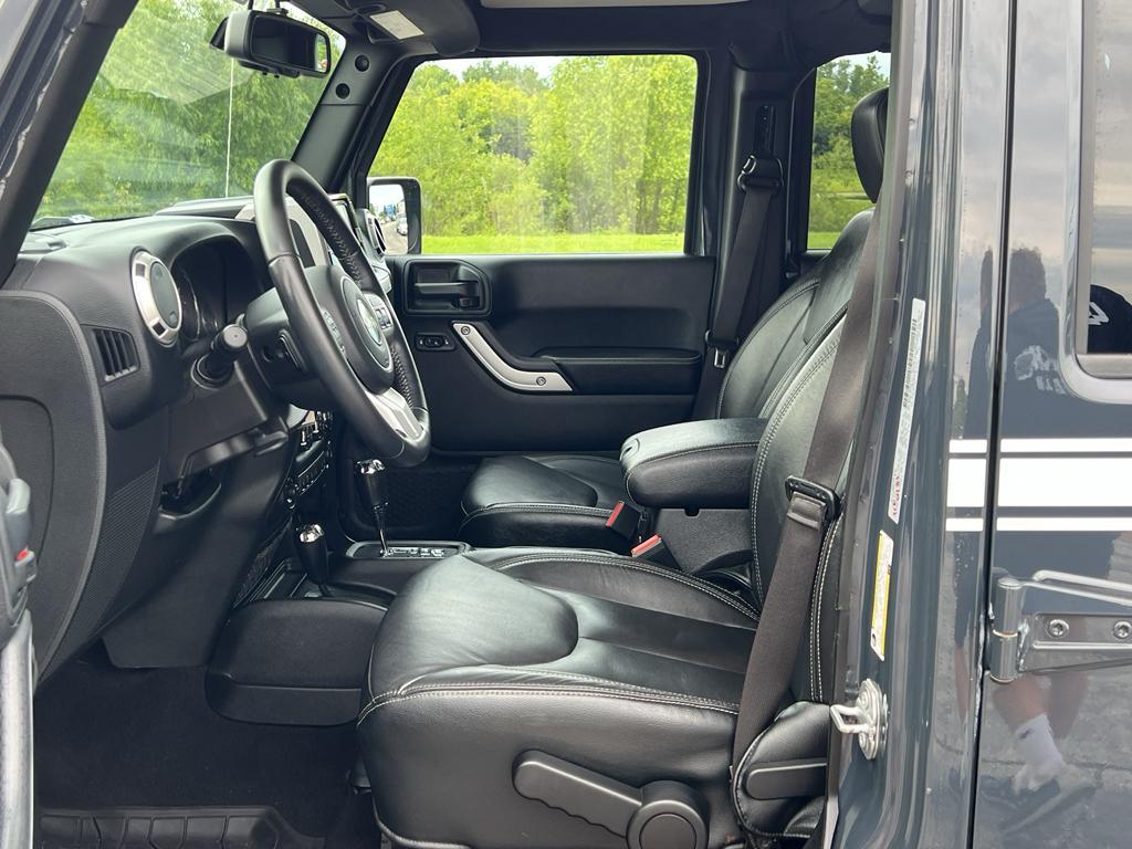 used 2017 Jeep Wrangler Unlimited car, priced at $26,384