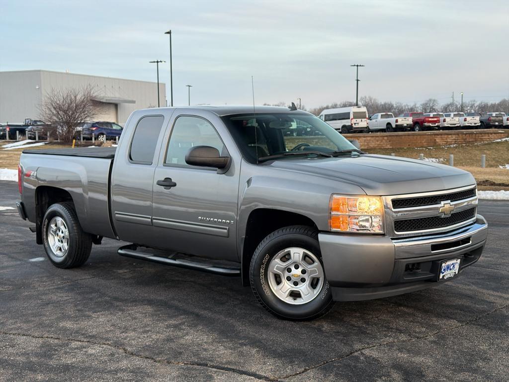 used 2009 Chevrolet Silverado 1500 car, priced at $14,995