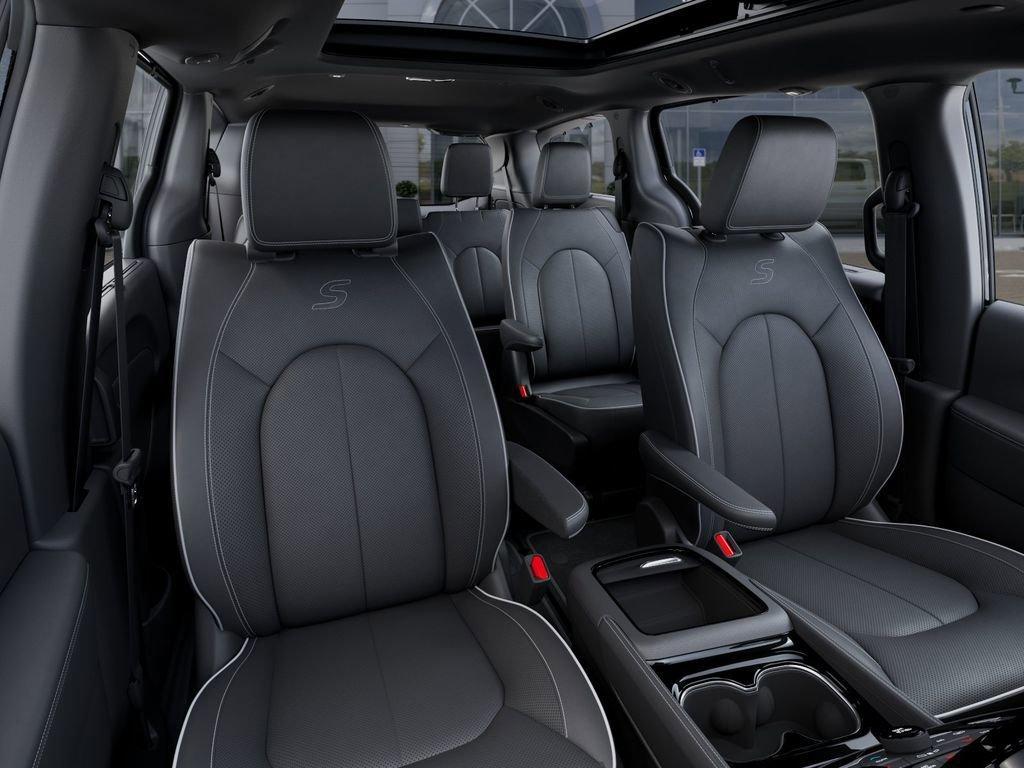 new 2026 Chrysler Pacifica car, priced at $52,878