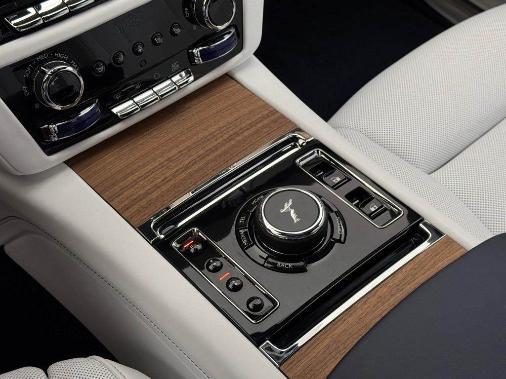 new 2025 Rolls-Royce Ghost car, priced at $430,425