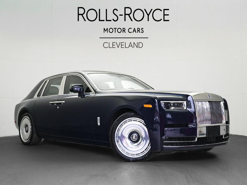 new 2026 Rolls-Royce Phantom car, priced at $703,050