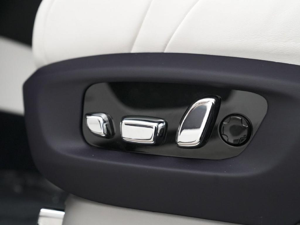 new 2026 Rolls-Royce Phantom car, priced at $703,498