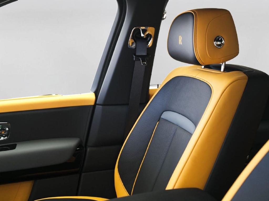 new 2026 Rolls-Royce Cullinan car, priced at $526,498