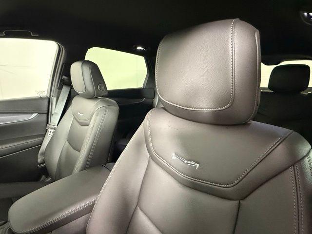 new 2026 Cadillac XT5 car, priced at $50,565