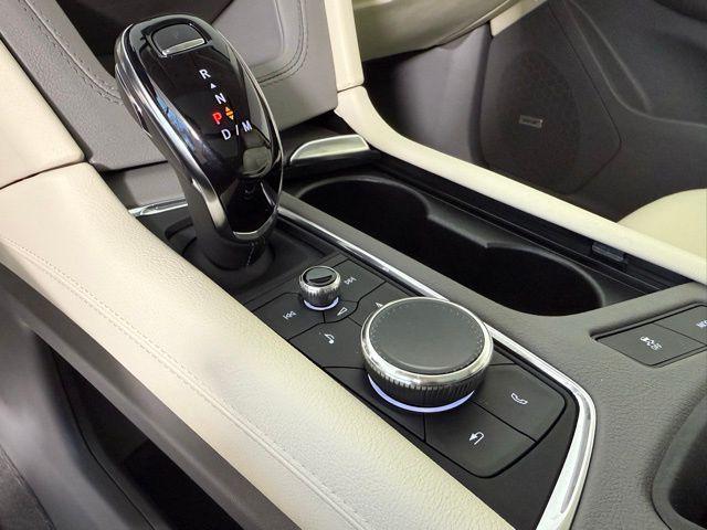 new 2025 Cadillac XT5 car, priced at $55,411