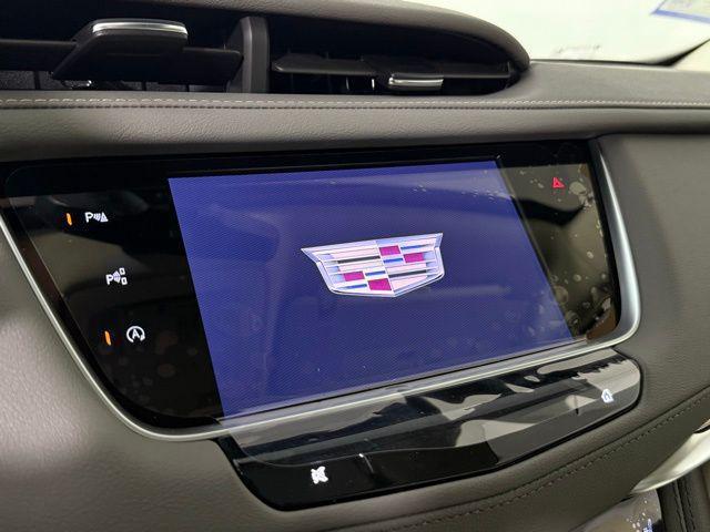 new 2025 Cadillac XT5 car, priced at $57,189