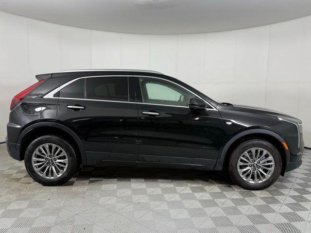 used 2025 Cadillac XT4 car, priced at $36,999