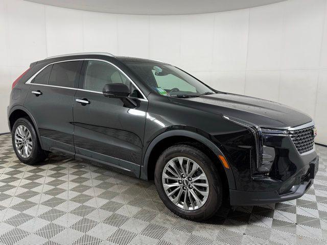 used 2025 Cadillac XT4 car, priced at $36,999