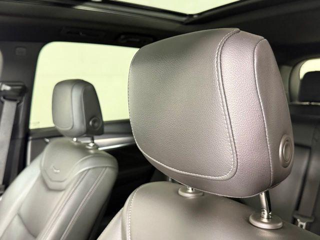 used 2023 Cadillac XT6 car, priced at $27,945