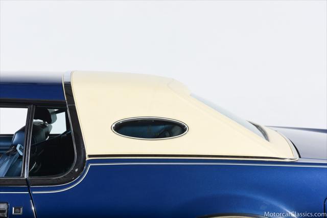 1976 Lincoln Continental, used, $21,900 | VIN 6Y89A837097 1976 Lincoln Continental, used, $21,900 | VIN 6Y89A837097