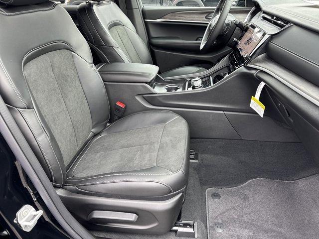 new 2026 Jeep Grand Cherokee car, priced at $42,702