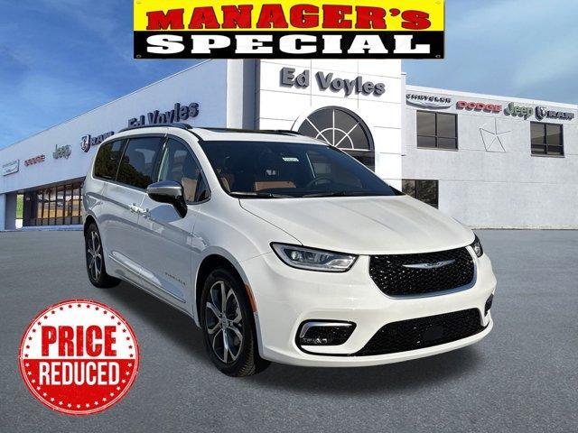 new 2026 Chrysler Pacifica car, priced at $49,620