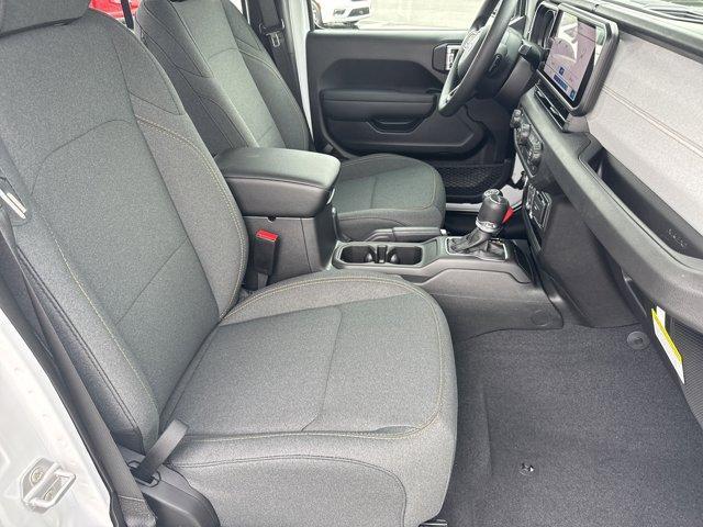 new 2026 Jeep Gladiator car, priced at $38,660