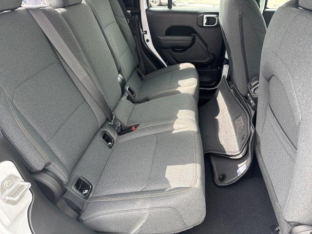 new 2026 Jeep Gladiator car, priced at $38,660