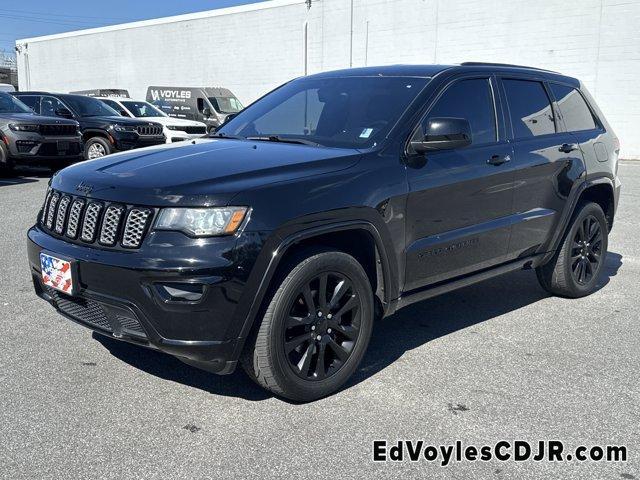 used 2017 Jeep Grand Cherokee car, priced at $17,027