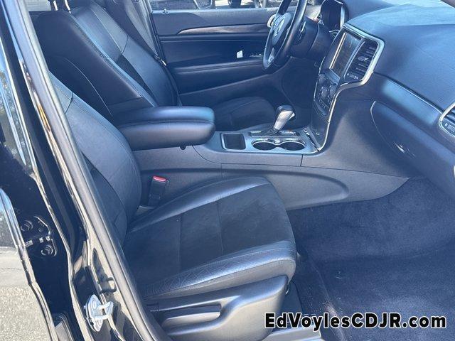 used 2017 Jeep Grand Cherokee car, priced at $17,027