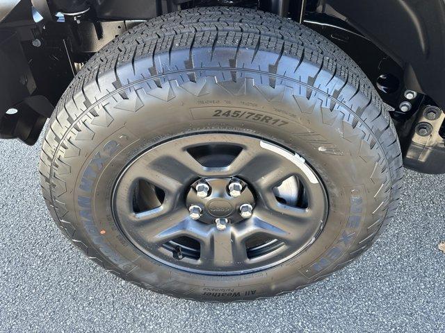 new 2026 Jeep Wrangler car, priced at $33,915