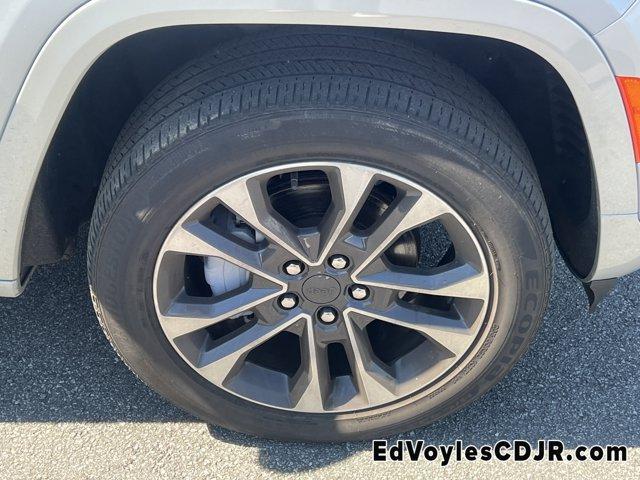 used 2024 Jeep Grand Cherokee car, priced at $42,167