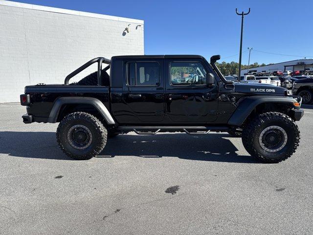 new 2025 Jeep Gladiator car, priced at $58,749
