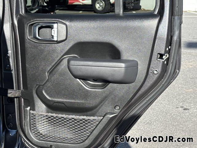 used 2022 Jeep Gladiator car, priced at $34,118