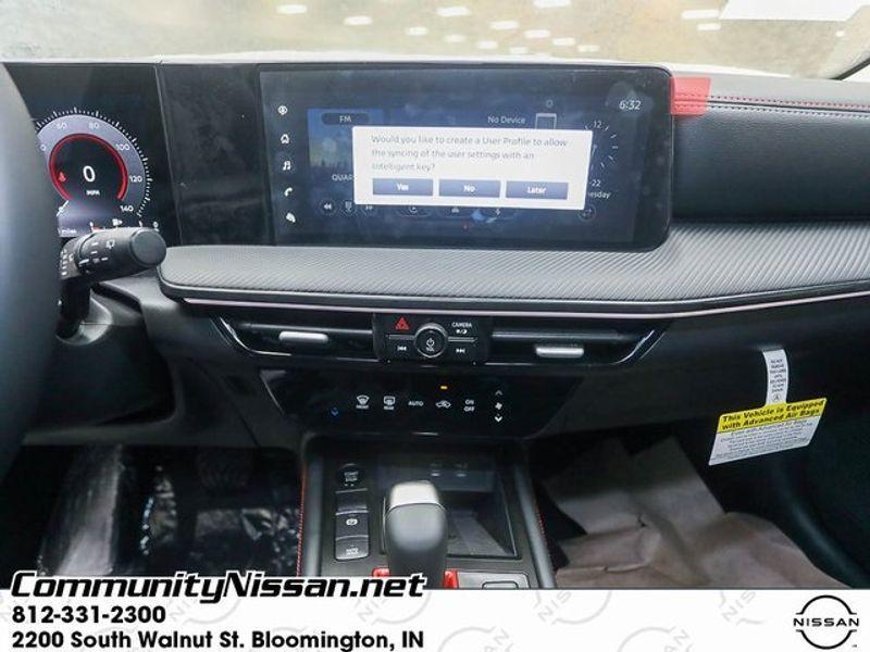 new 2025 Nissan Kicks car, priced at $27,086