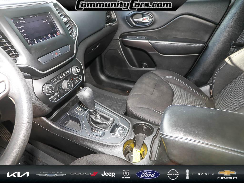 used 2019 Jeep Cherokee car, priced at $13,500