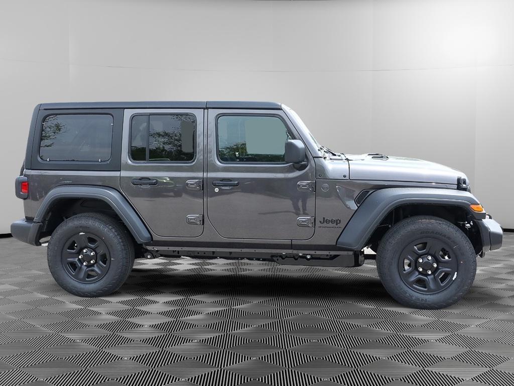 new 2026 Jeep Wrangler car, priced at $43,772