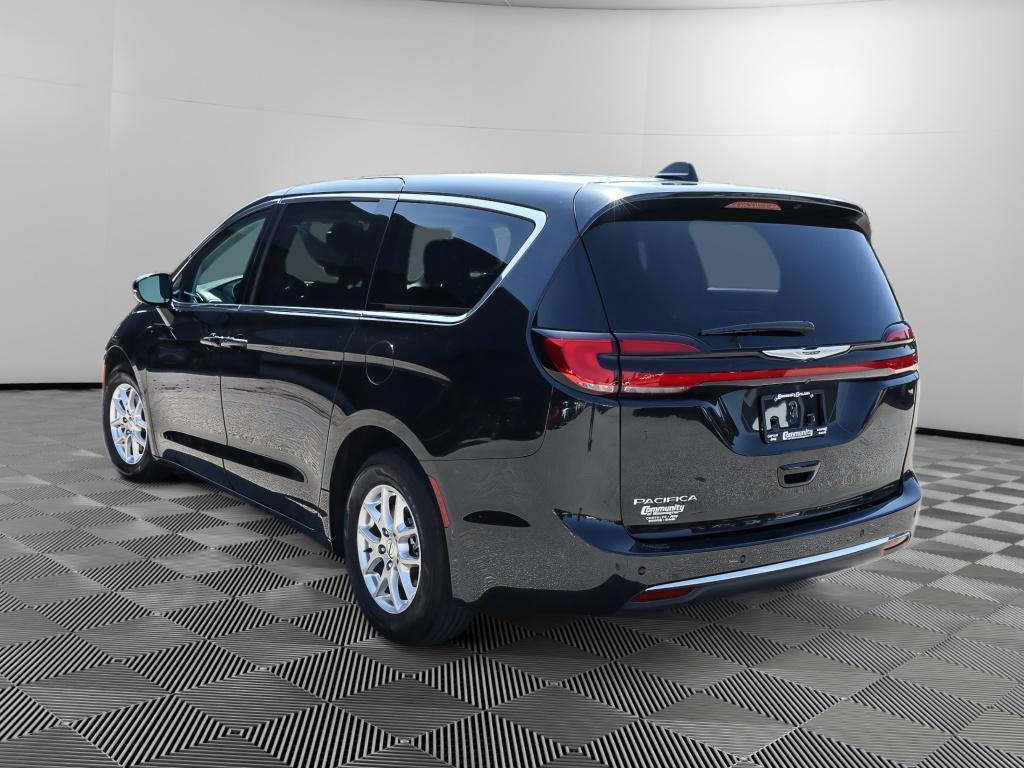 used 2024 Chrysler Pacifica car, priced at $25,500