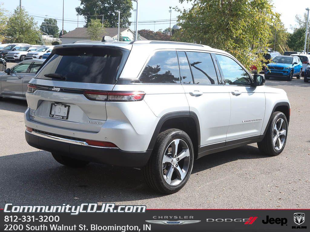 new 2025 Jeep Grand Cherokee car, priced at $47,000