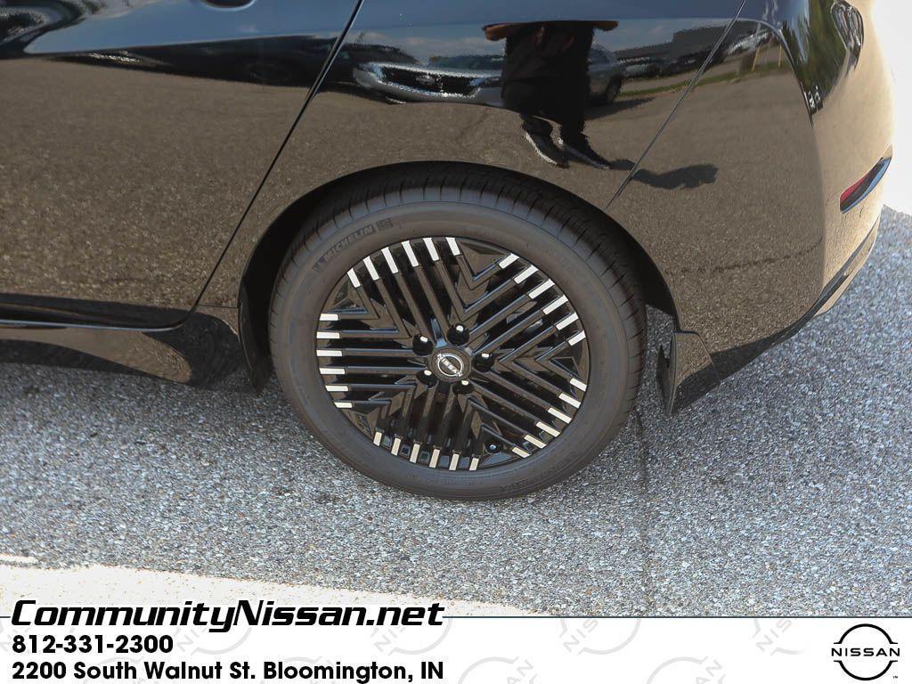 new 2025 Nissan Leaf car, priced at $28,680