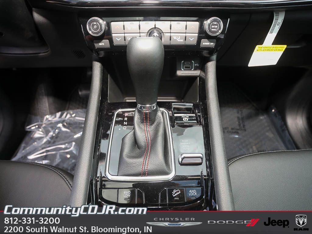 new 2025 Jeep Compass car, priced at $36,000