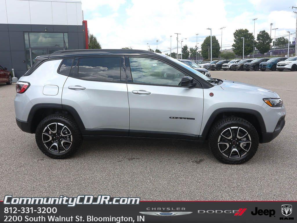 new 2025 Jeep Compass car, priced at $36,000