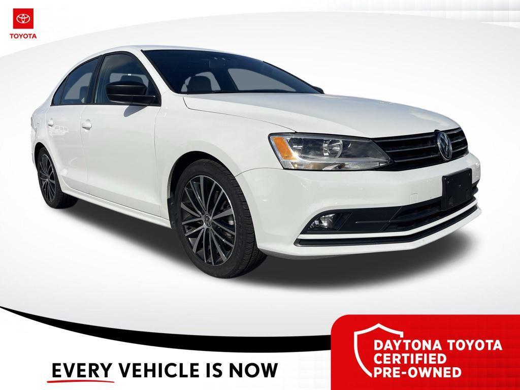 used 2015 Volkswagen Jetta car, priced at $10,000