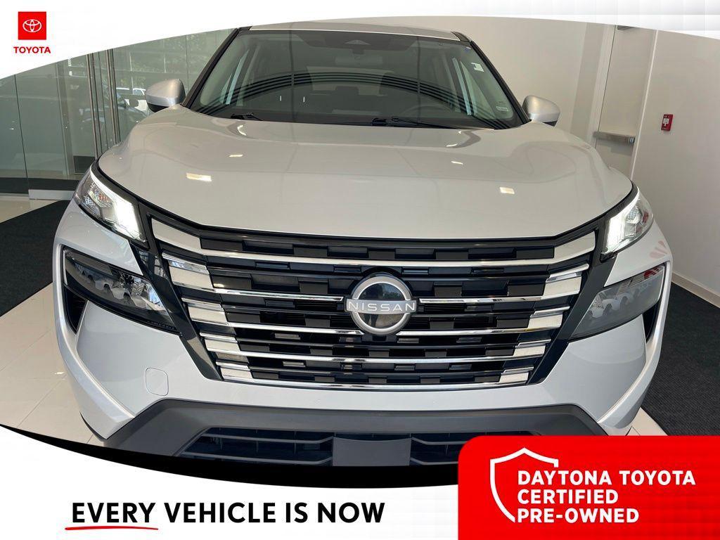 used 2025 Nissan Rogue car, priced at $24,099