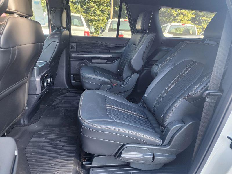new 2024 Ford Expedition Max car, priced at $86,682