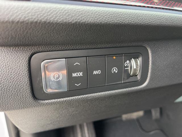 new 2026 Chevrolet Traverse car, priced at $56,394